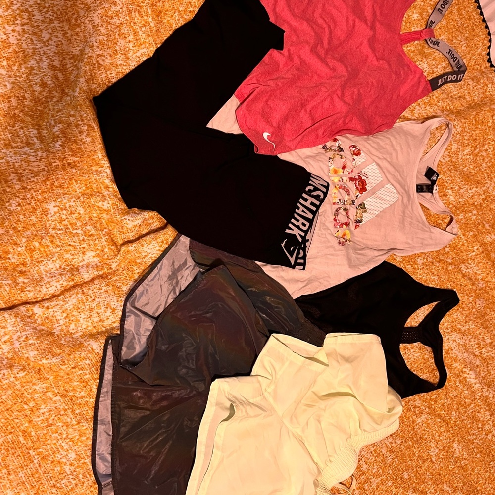 Woman’s gym bundle